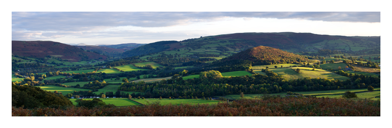 PAN2684 Garth Hill overlooking the Wye Valley